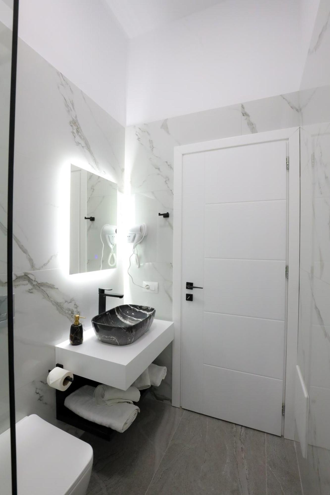 Elona'S Rooms Krujë Екстериор снимка